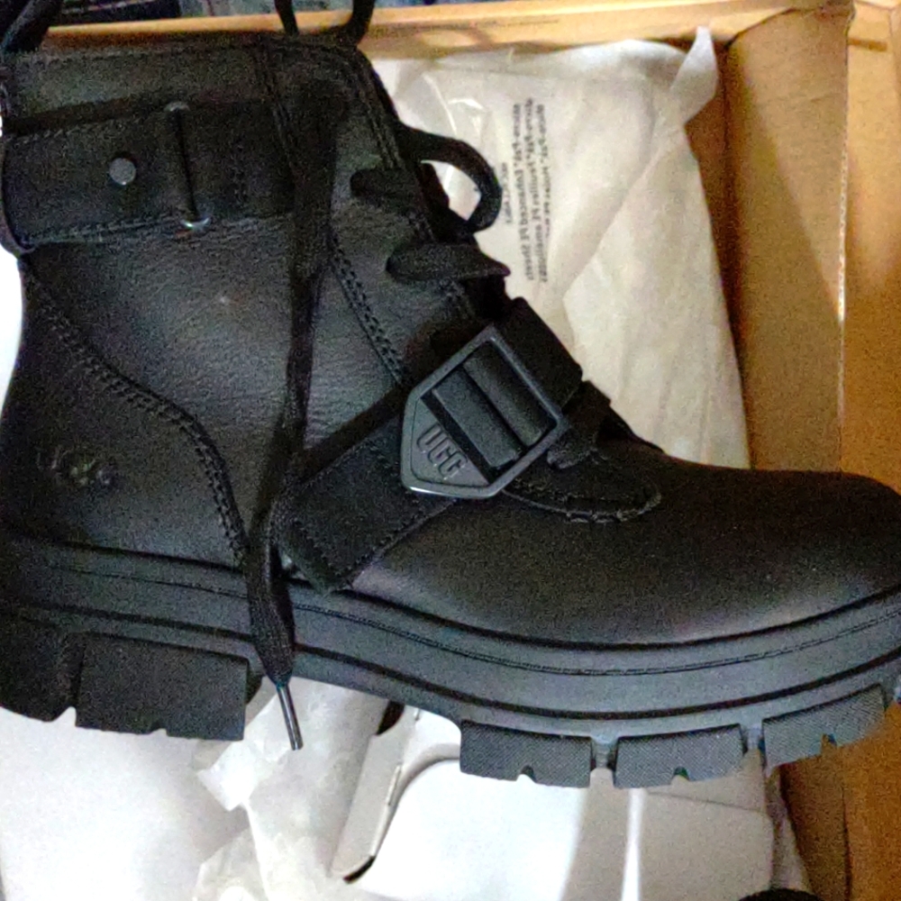 ugg boots size8/5